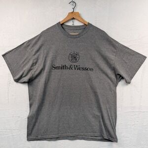 Smith & Wesson T-Shirt Men's XL Gray Center Print Americana Guns Graphic Outdoor